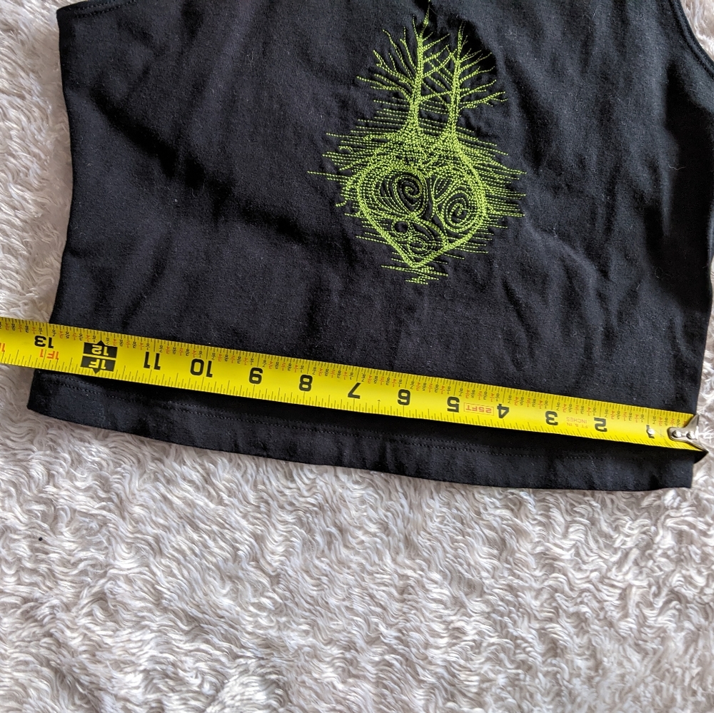 Embroidered Heart Root Crop Top sz L - Picture 6 of 8